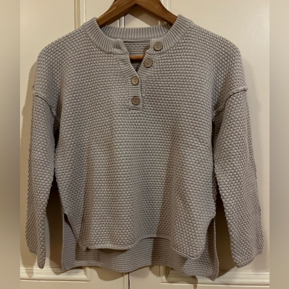 Women’s Grey Button Sweater Small